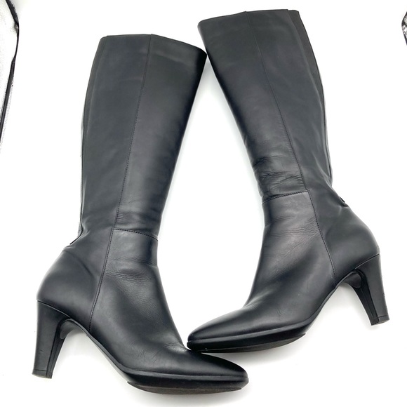 Aquatalia Black Leather Long Tall Heeled Boots - Picture 14 of 16